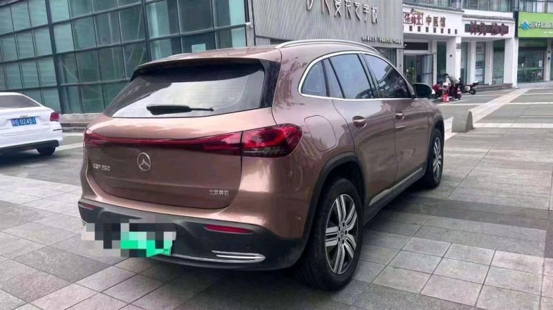 湖州22年奔驰EQA7