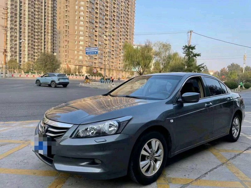 邯郸12年本田雅阁3