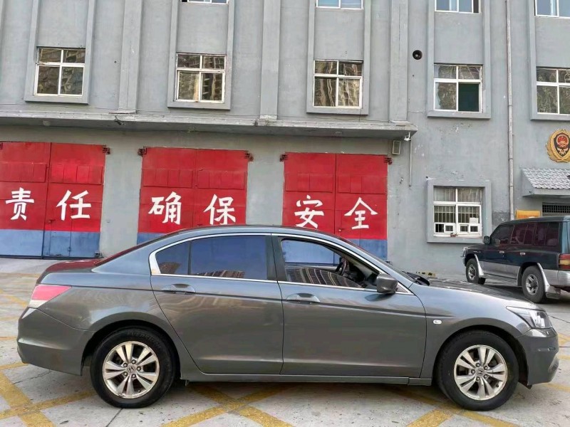 邯郸12年本田雅阁4