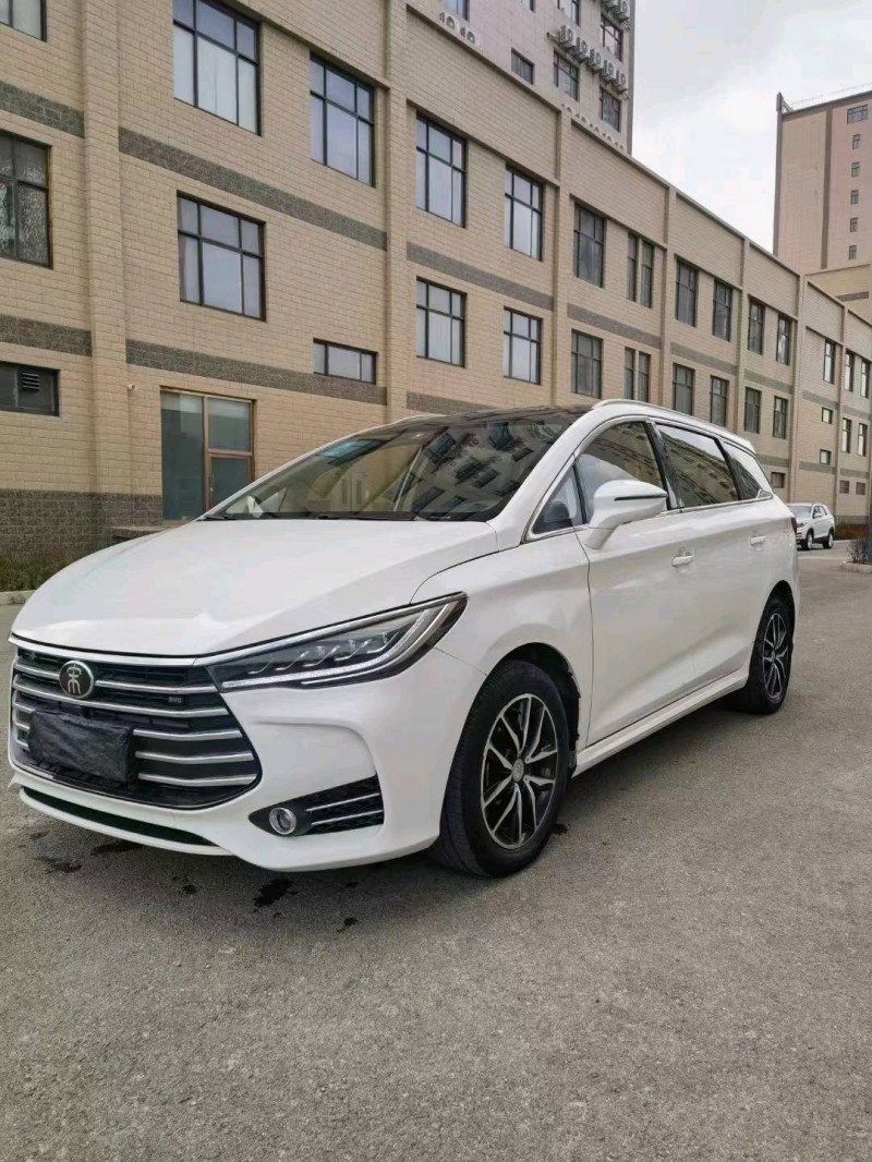 潍坊18年比亚迪宋MAX2