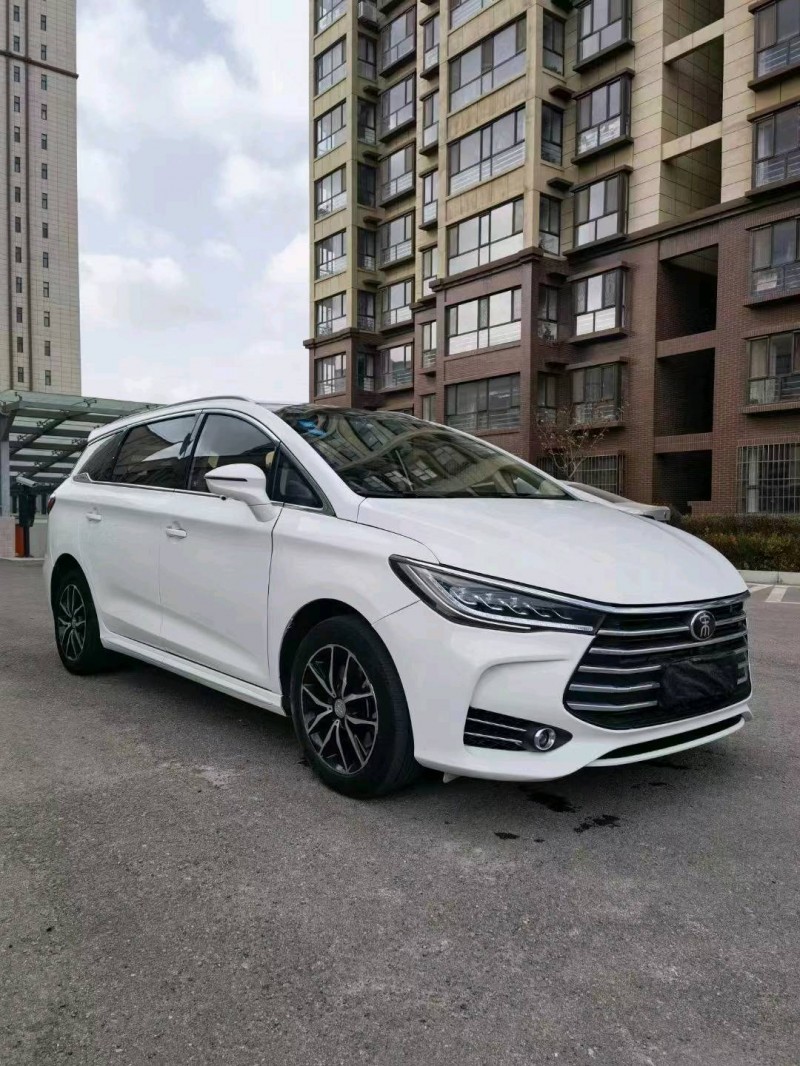 潍坊18年比亚迪宋MAX3