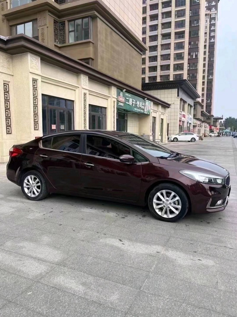 济宁17年起亚K33