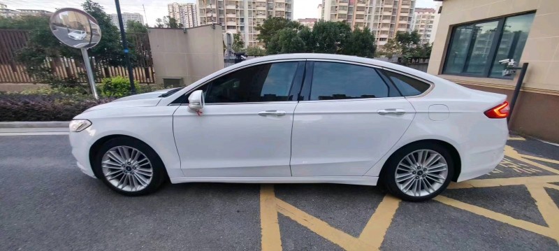 济宁13年福特蒙迪欧3