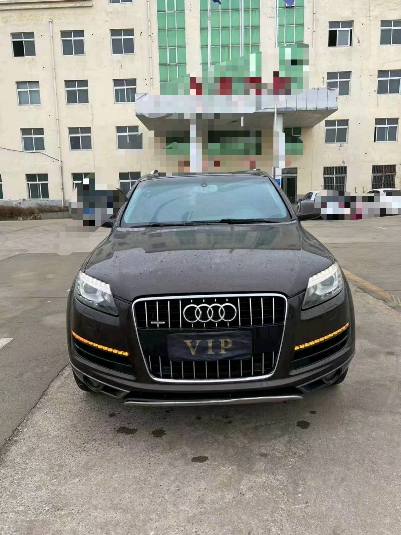 济宁13年奥迪Q71