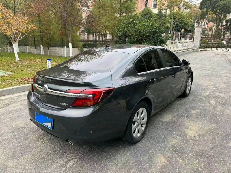 嘉兴14年别克君威4