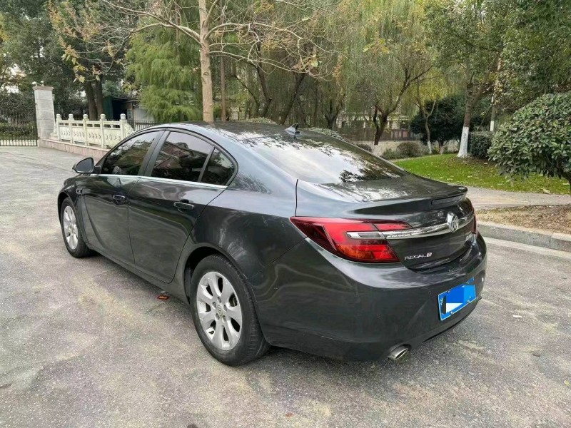 嘉兴14年别克君威7