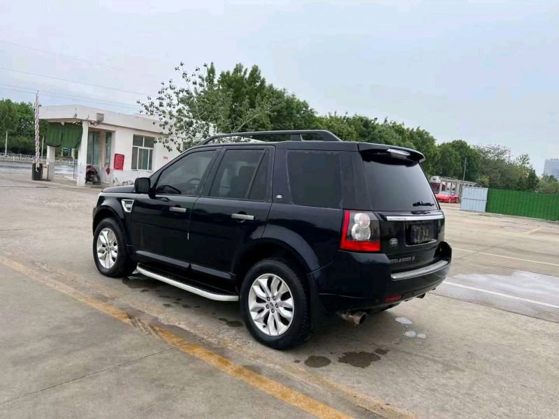 济宁12年路虎神行者8