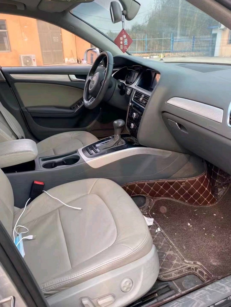 济宁12年奥迪A4L6