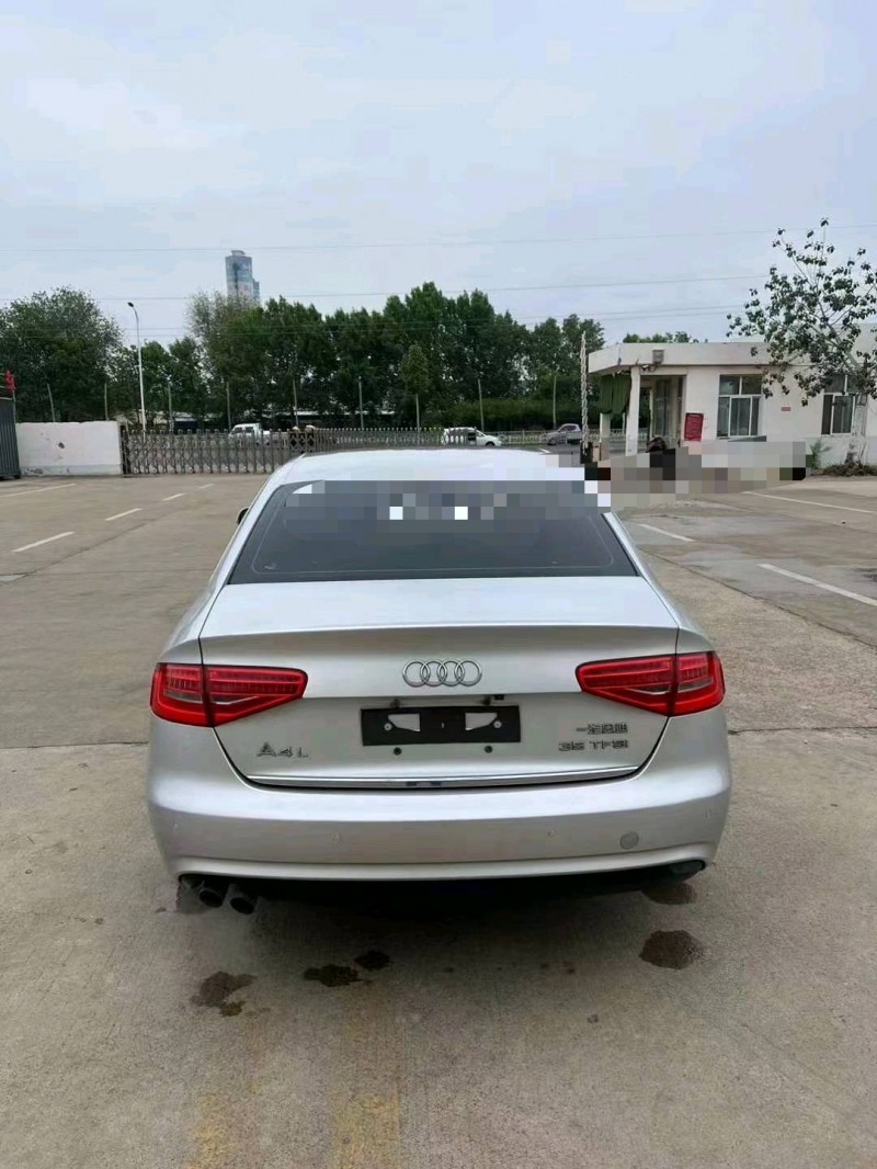 济宁12年奥迪A4L9