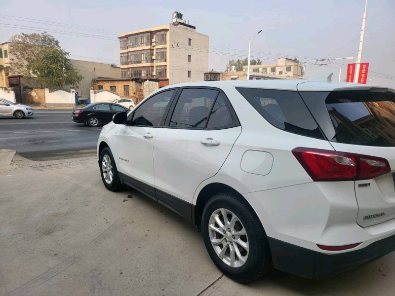 保定17年雪佛兰探界者5