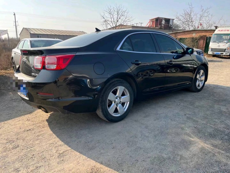 保定12年雪佛兰迈锐宝8