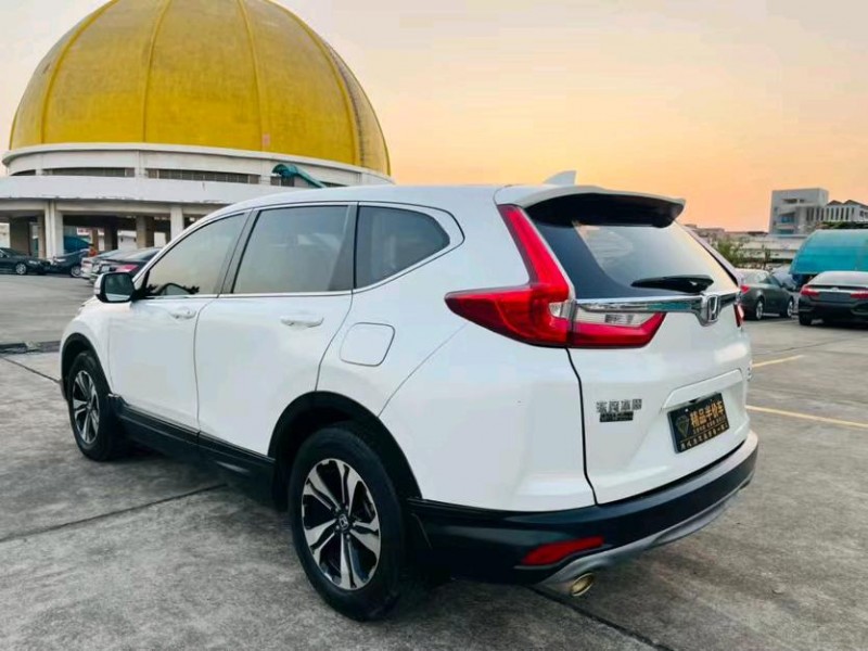 东莞17年本田CRV8