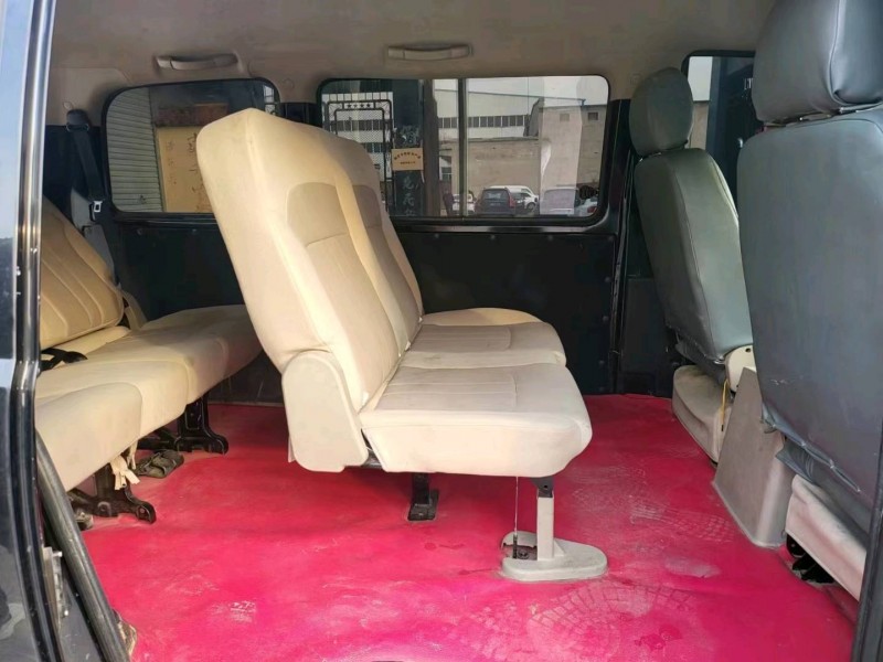 保定20年东风菱智6