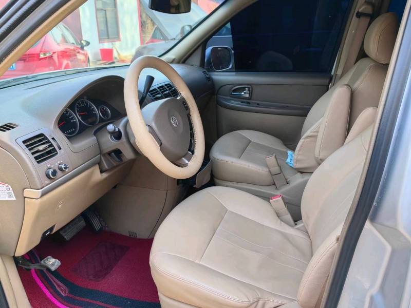 保定15年别克GL84