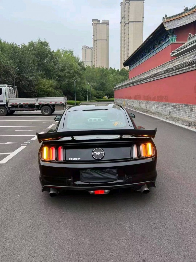 济宁16年福特野马9