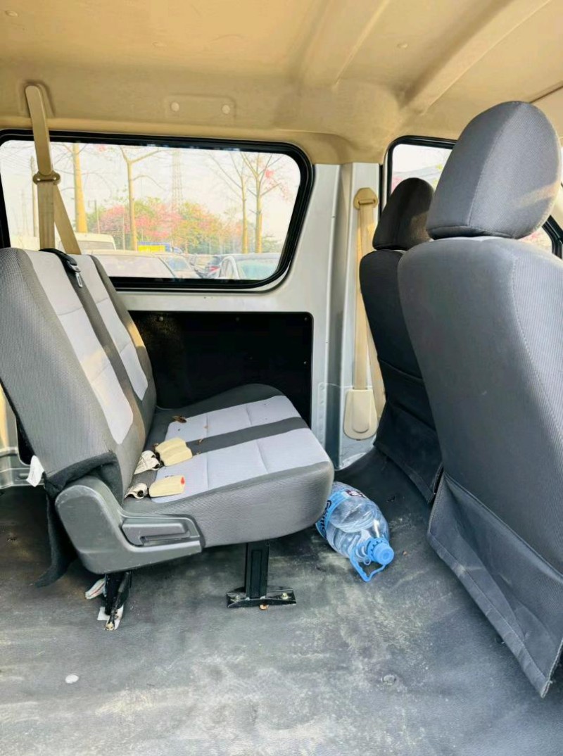 广州21年长安汽车睿行7