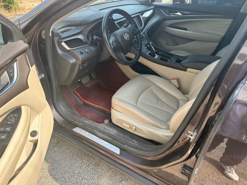 保定17年别克君越6