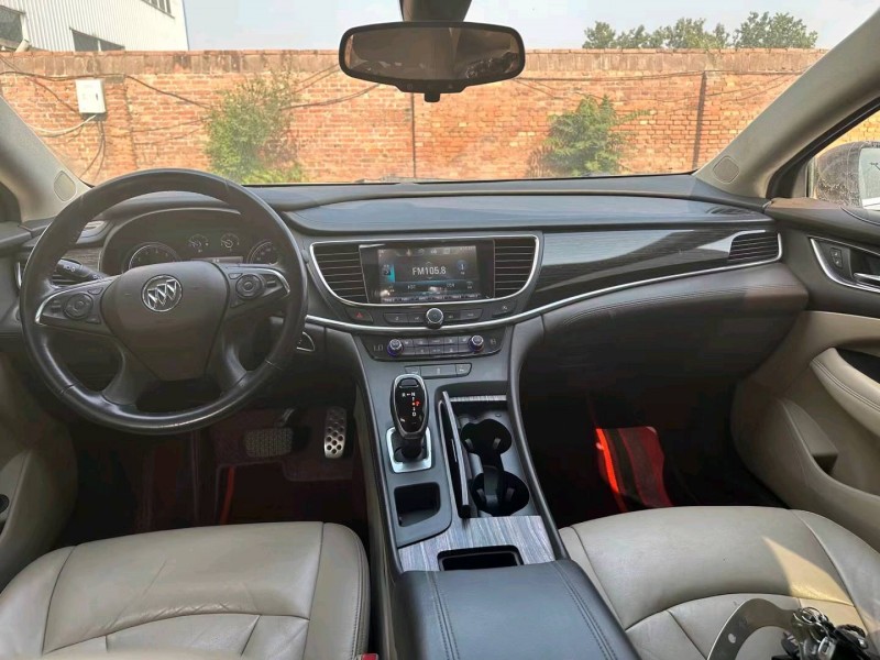 保定17年别克君越7