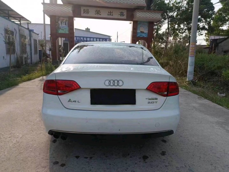 珠海12年奥迪A4L9