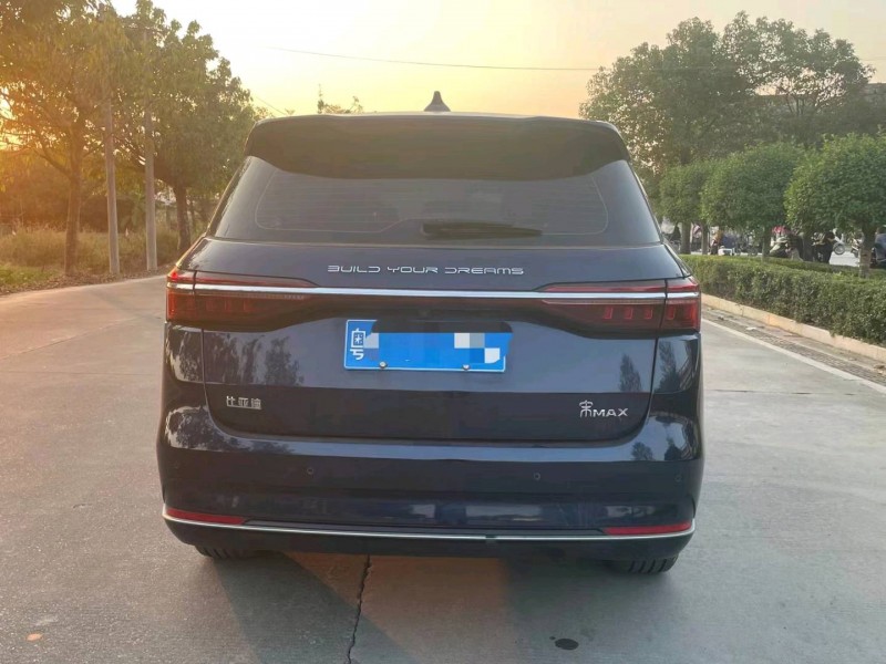 珠海21年比亚迪宋MAX9