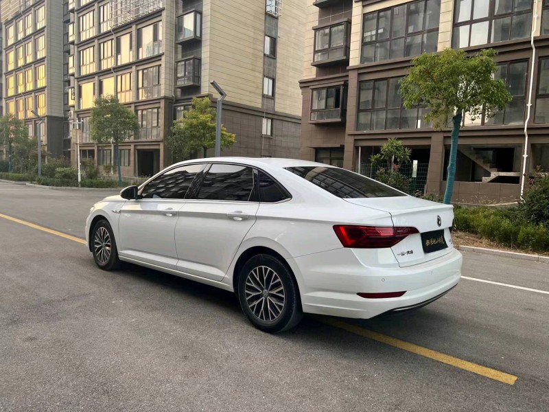 徐州20年大众速腾8