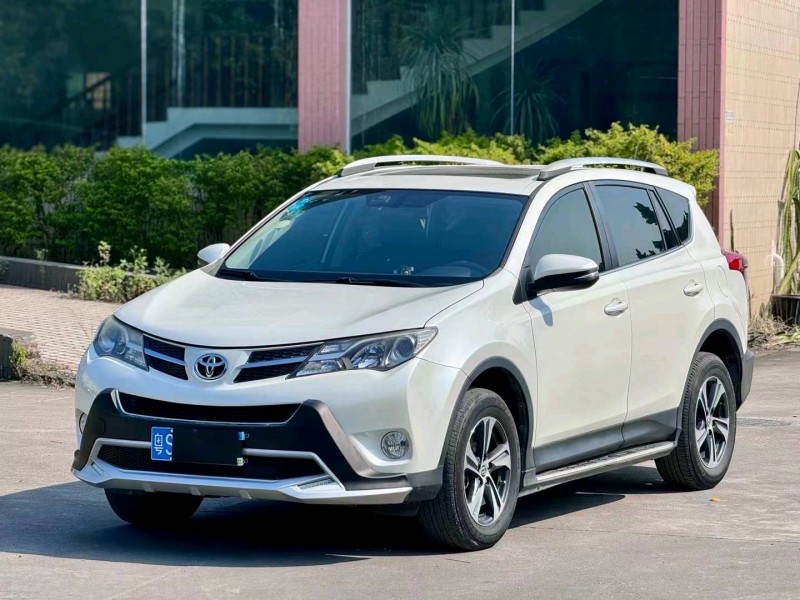 珠海15年丰田RAV4荣放2