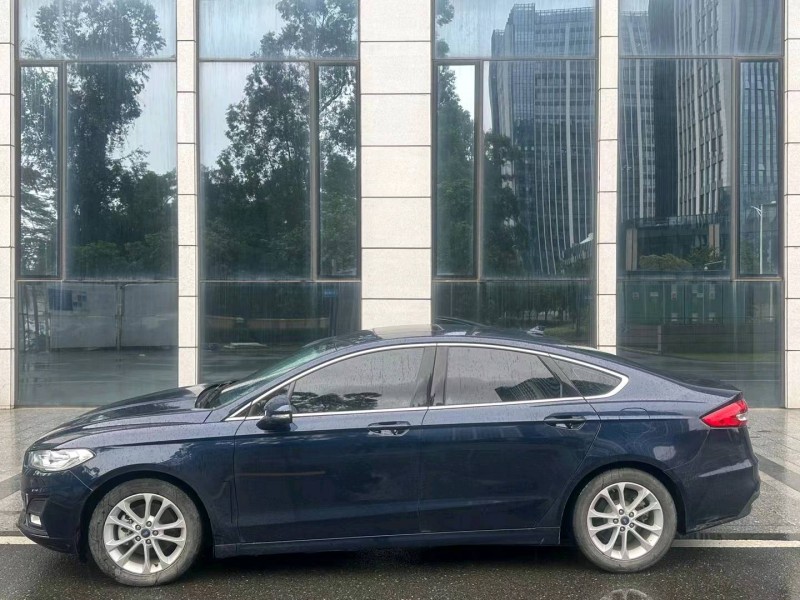 珠海20年福特蒙迪欧3