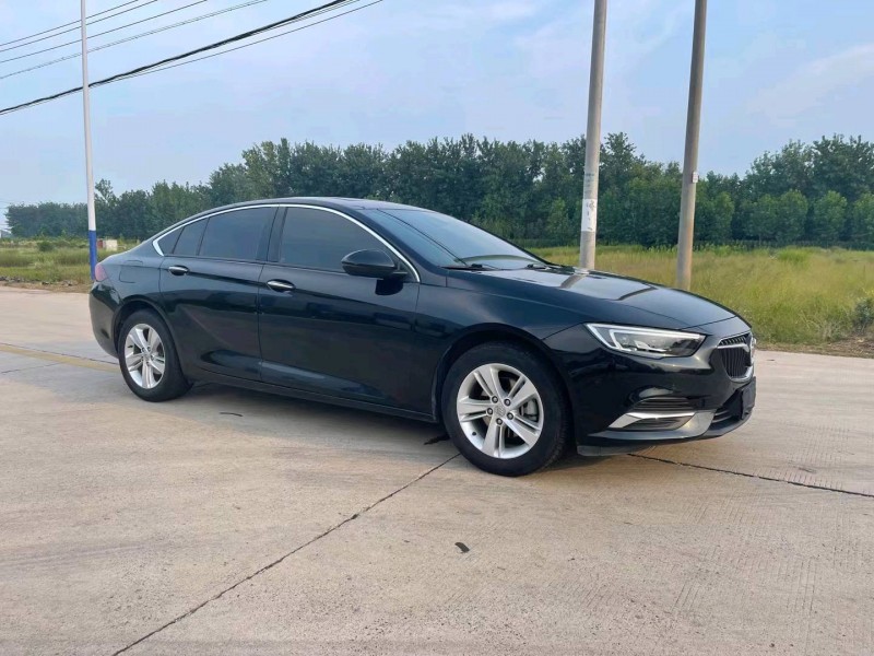 徐州20年别克君威3