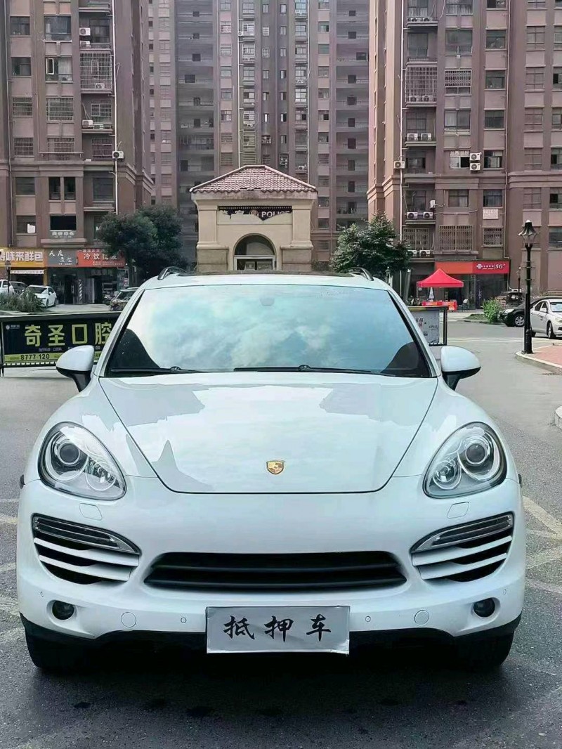 九江12年保時捷卡宴1