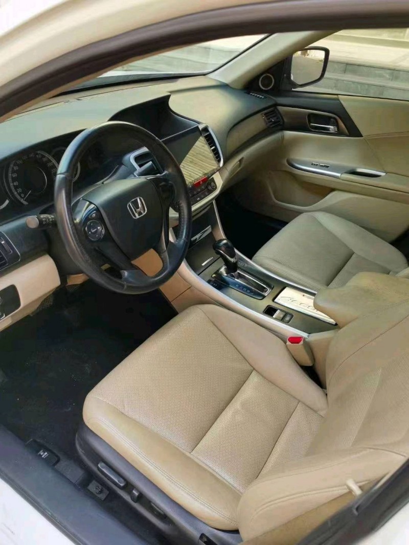 枣庄15年本田雅阁8