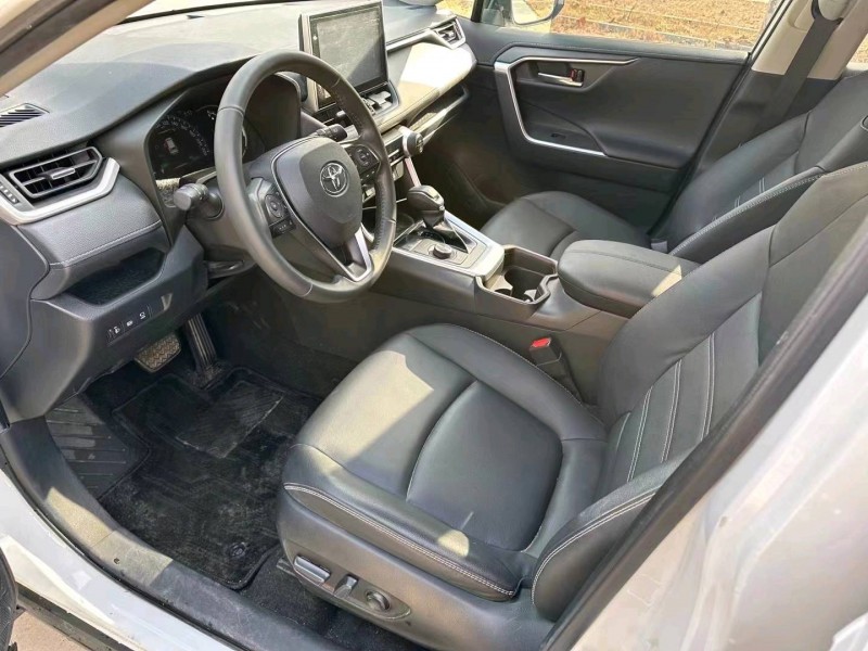 淄博22年丰田RAV4荣放2