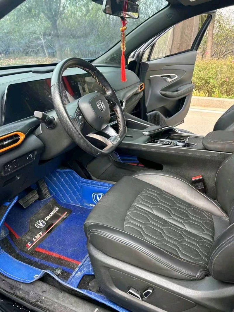 枣庄22年长安汽车UNI-T9