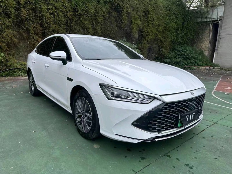 重庆22年比亚迪秦2