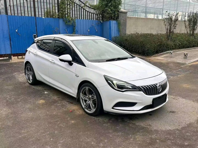 枣庄17年别克威朗3