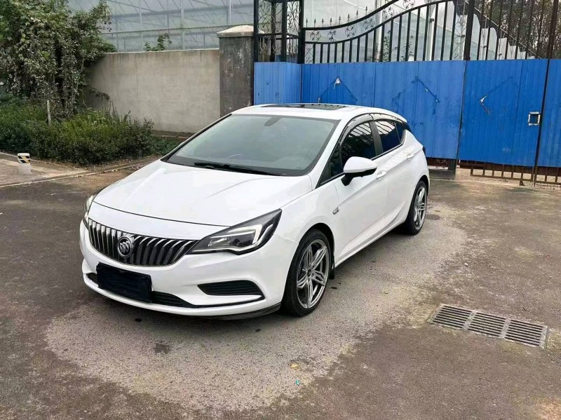 枣庄17年别克威朗4