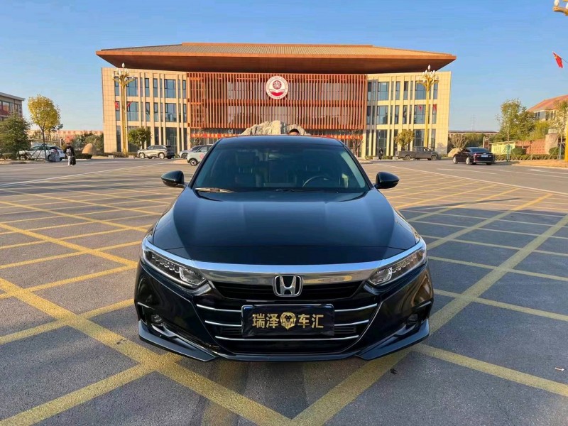 枣庄22年本田雅阁1
