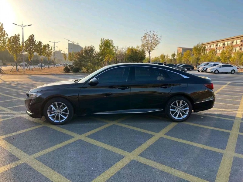 枣庄22年本田雅阁7