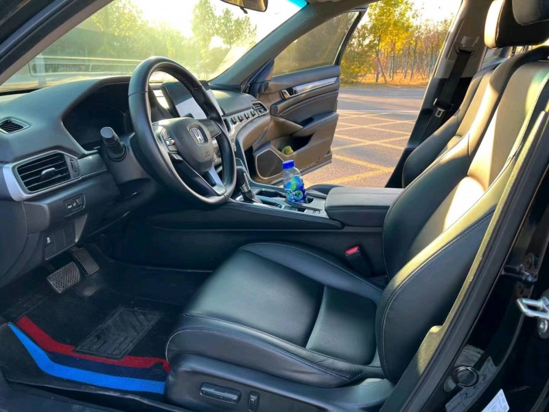 枣庄22年本田雅阁8