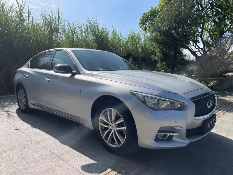 東莞16年英菲尼迪Q50L2
