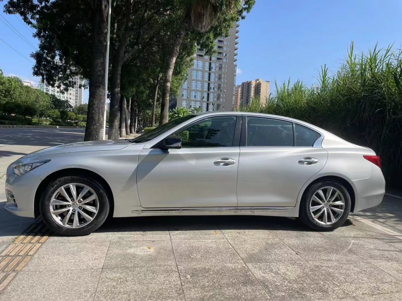 東莞16年英菲尼迪Q50L7