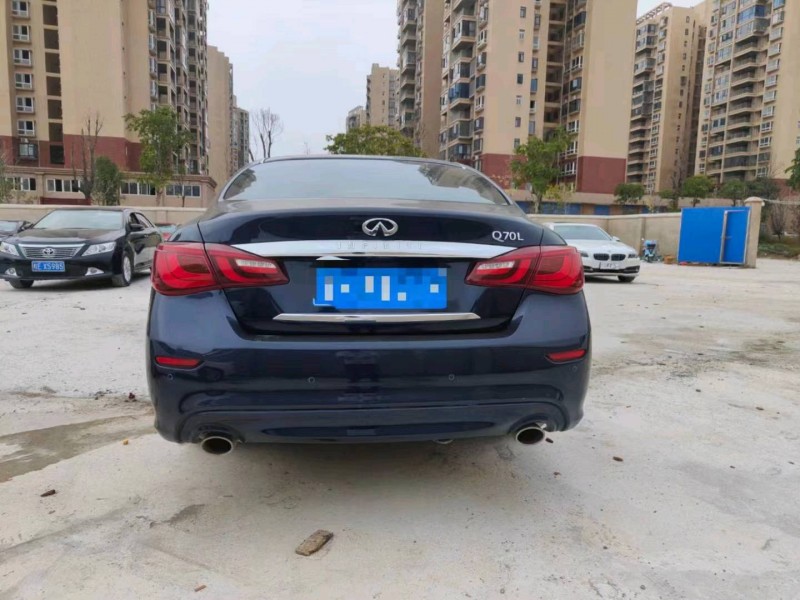 衡陽19年英菲尼迪Q706