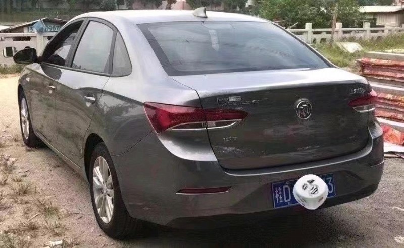 深圳19年别克英朗3