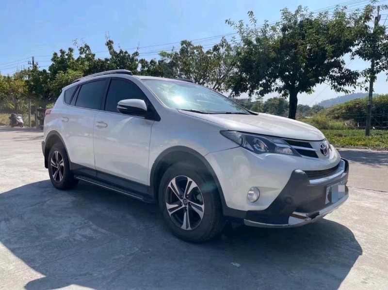 汕头16年丰田RAV4荣放2