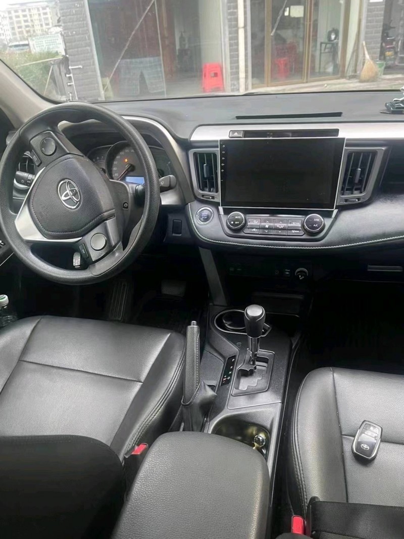 衡阳17年丰田RAV4荣放6