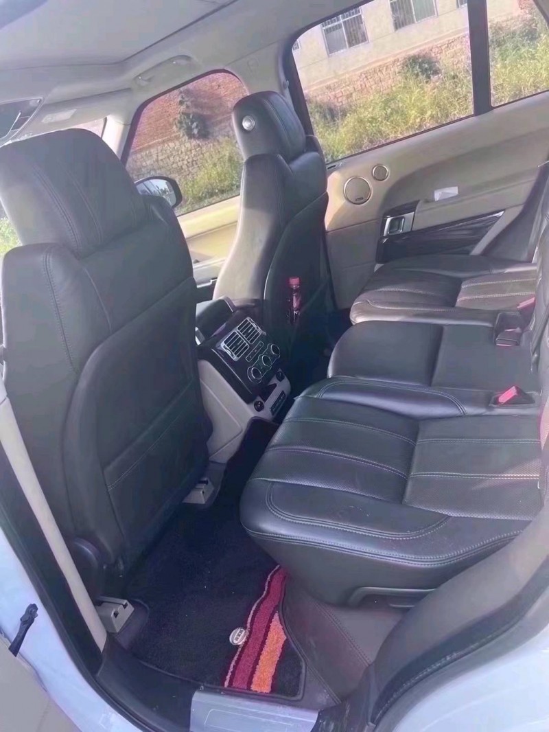 青岛14年路虎揽胜行政2