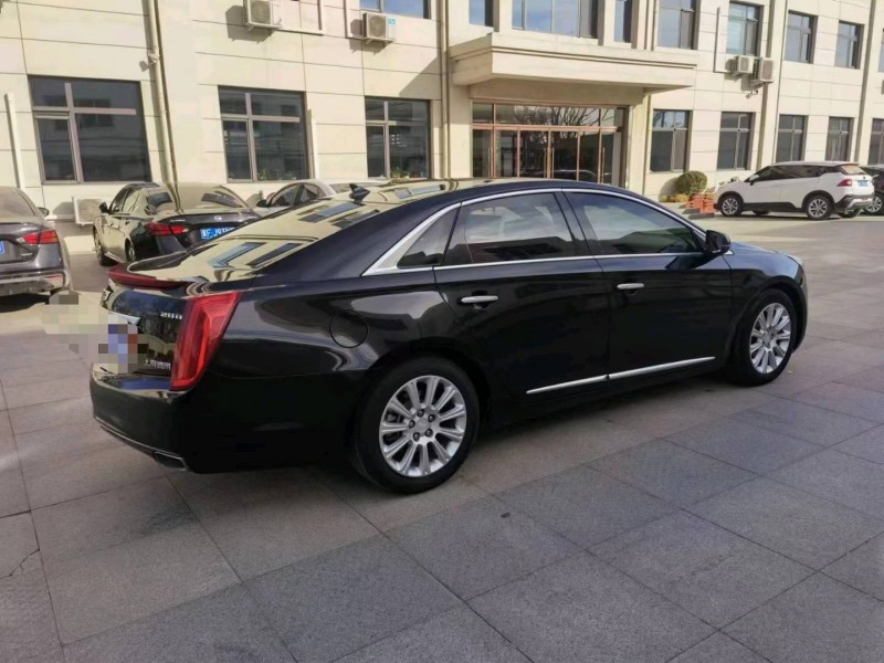 保定16年凯迪拉克XTS4