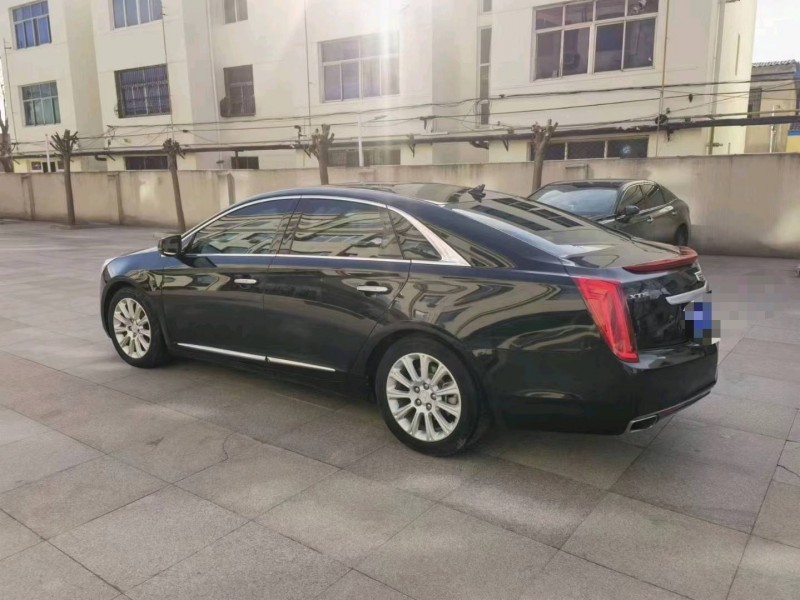 保定16年凯迪拉克XTS5