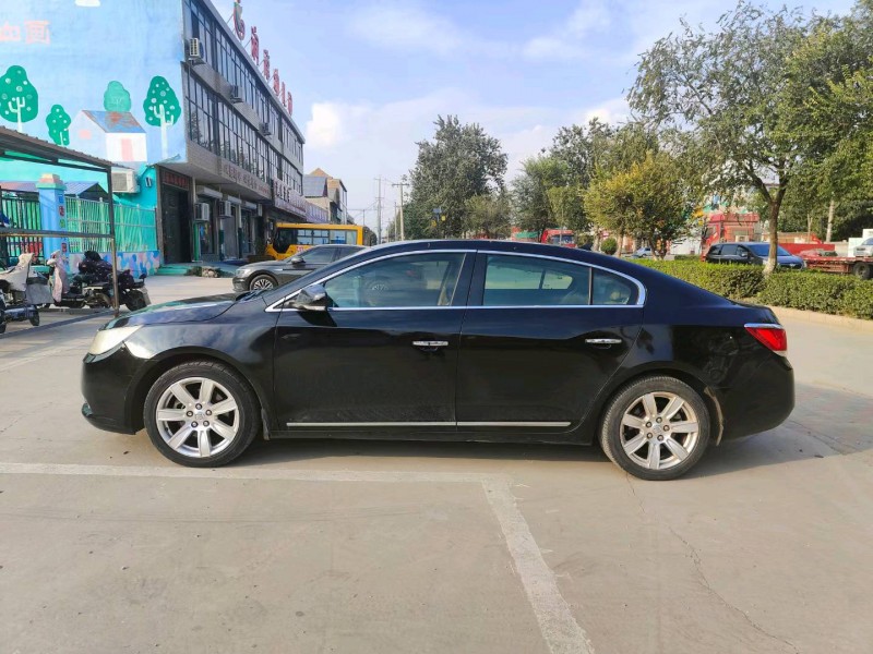 石家庄13年别克君越8