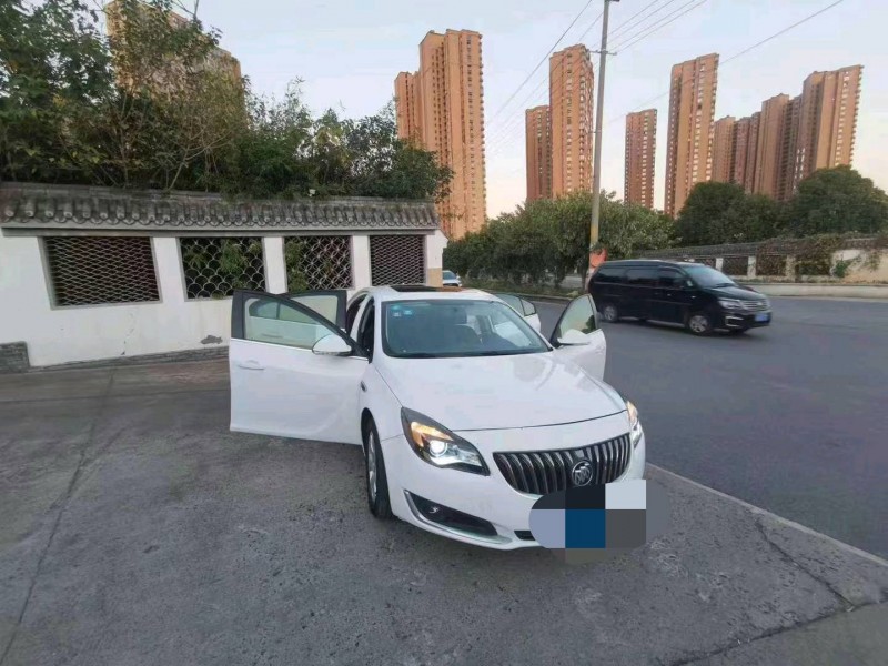 常州16年别克君威2