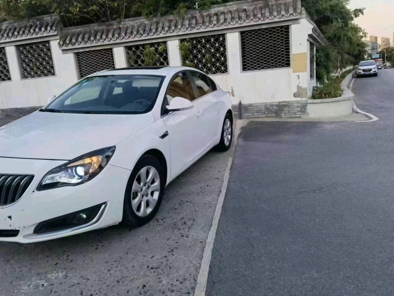 常州16年别克君威4